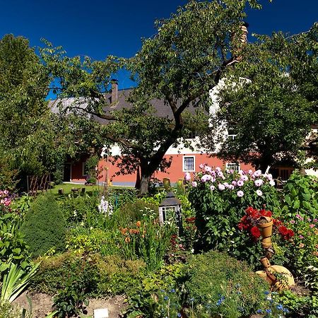 Gasthof Braeuer - Familie Eibensteiner Weisskirchen in Steiermark Екстер'єр фото